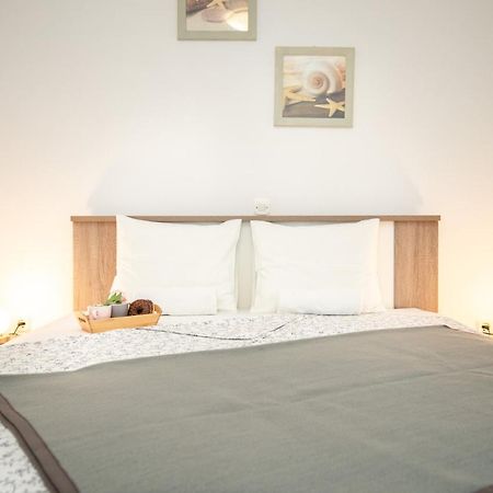 Apartments Doris, Krk Krk Town Luaran gambar