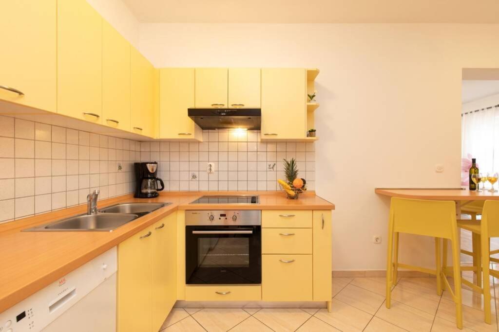 Apartments Doris, Krk Krk Town Luaran gambar
